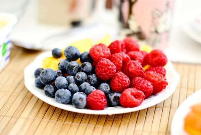 5 Delicious Foods That Lift Your Mood and Clear Your Mind