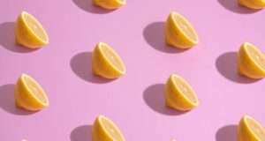 9 Ways to Flush Away Toxins with Lemons