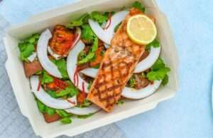 10 Superfoods That Promote Thyroid Health
