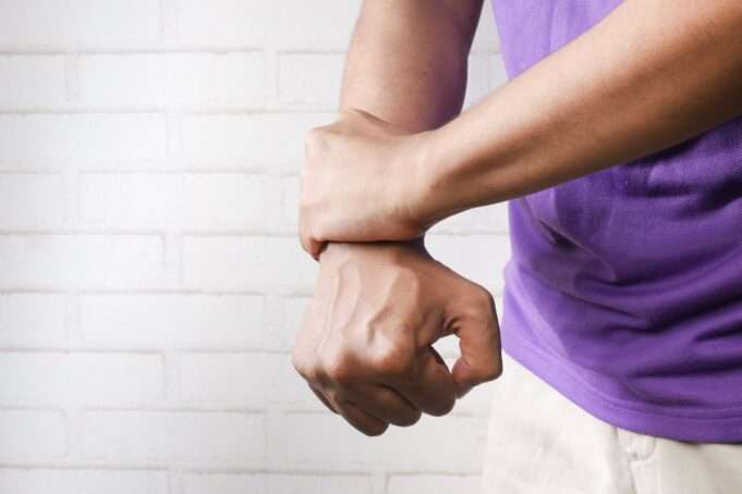If You Have Arthritis Pain, Eat These 6 Ingredients For Breakfast