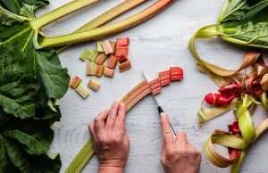 Treat These 5 Ailments with Rhubarb