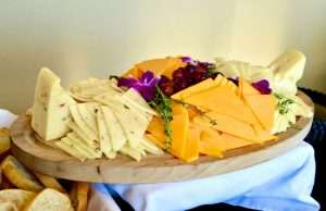 How to Choose the Healthiest Cheese: Don’t Eat These Types