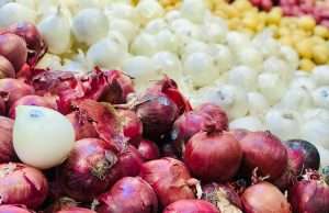 Foods that Fight Mouth Bacteria and Whiten Teeth