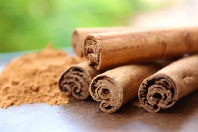 13 Herbs That Lower Blood Sugar
