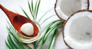 9 Foods and Herbs that WIPE Away Aging