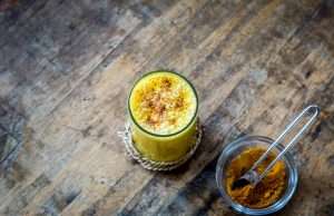 5 Reasons Why You Should Drink Turmeric Juice (and how to make it)