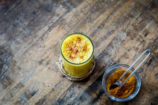 5 Reasons Why You Should Drink Turmeric Juice (and how to make it)