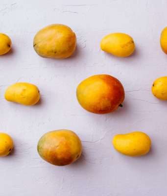 7 Reasons to Eat a Mango Every Day